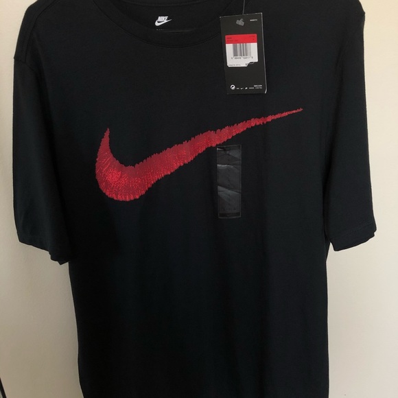 Men's Hangtag Swoosh T-Shirt - Picture 4 of 6